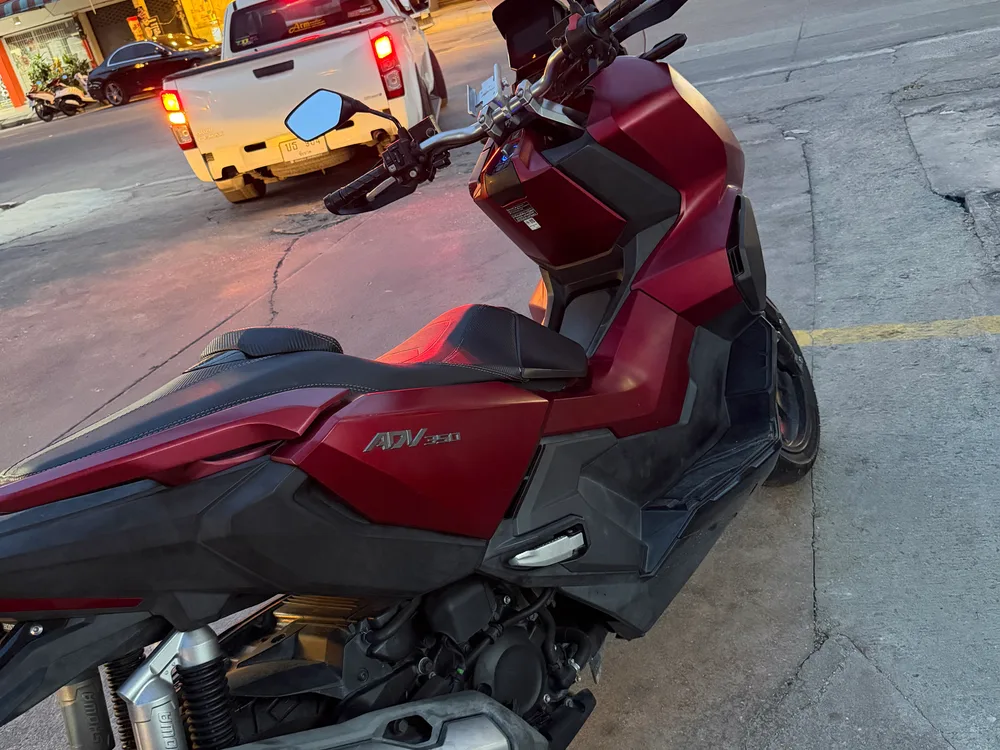 Honda ADV 350 (5/7)