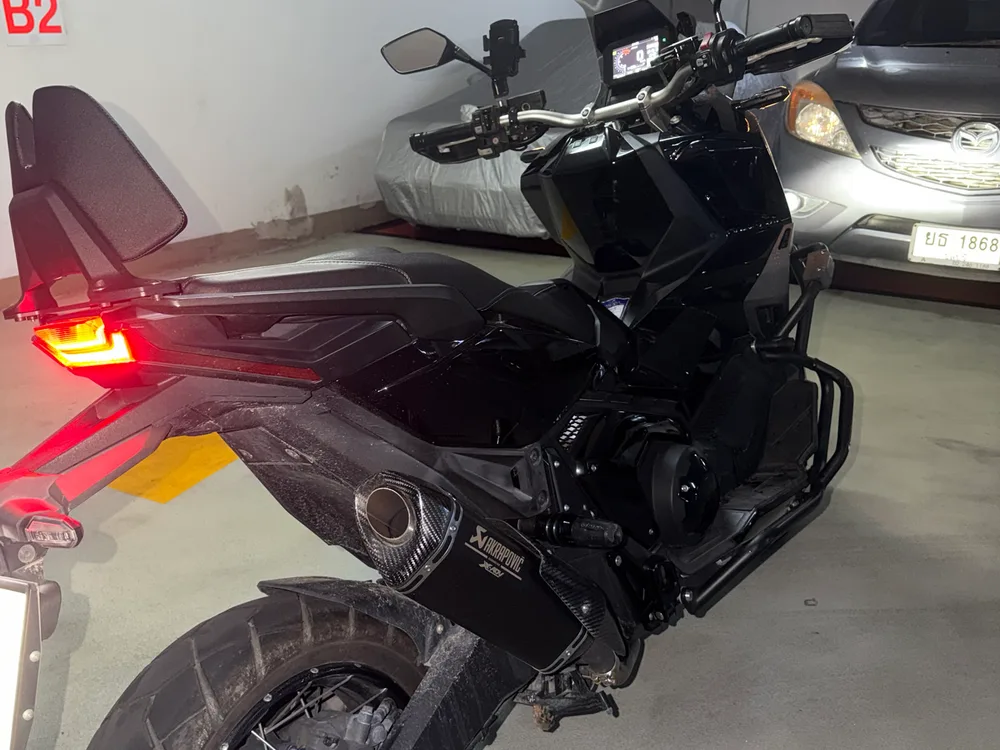 Honda X-ADV 750 (5/6)