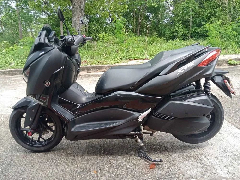 Yamaha XMAX 300 (4/4)